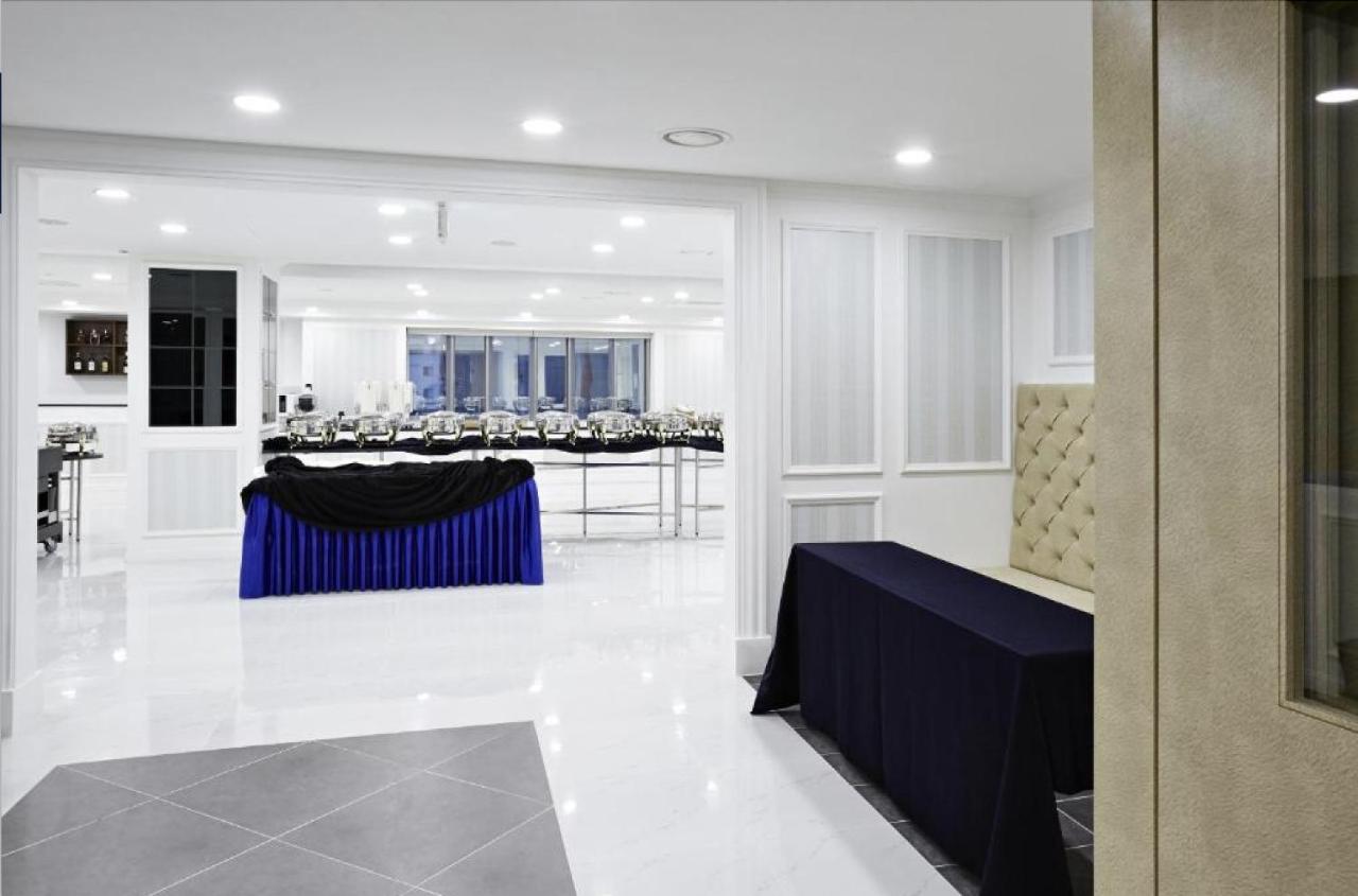 Roni Tourist Hotel Jeonju Dış mekan fotoğraf